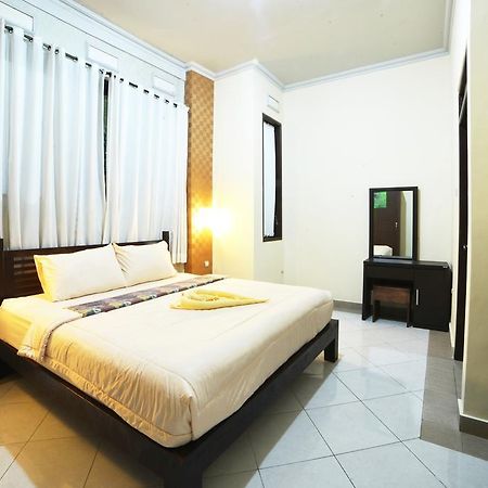 Ganggas Homestay Jimbaran Esterno foto