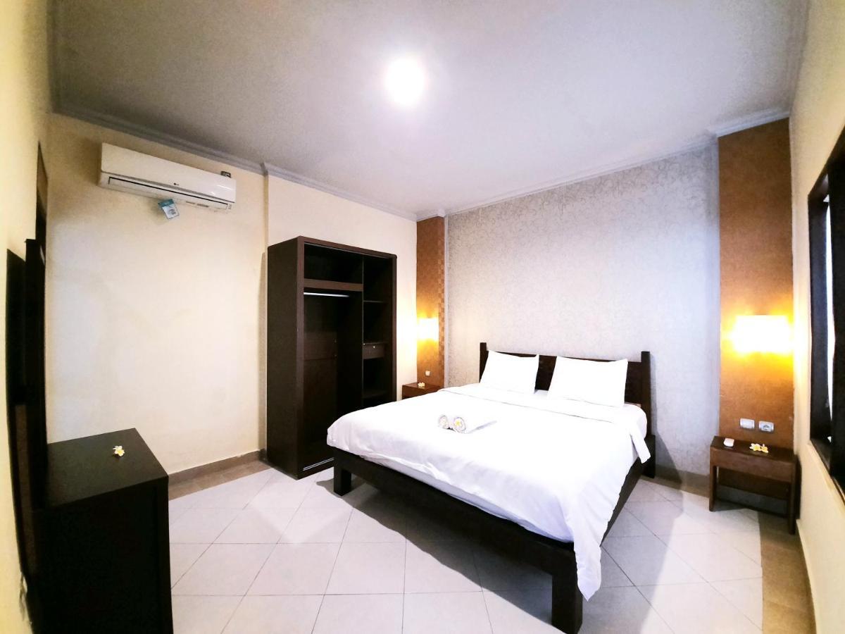 Ganggas Homestay Jimbaran Esterno foto