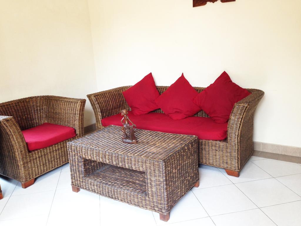 Ganggas Homestay Jimbaran Esterno foto