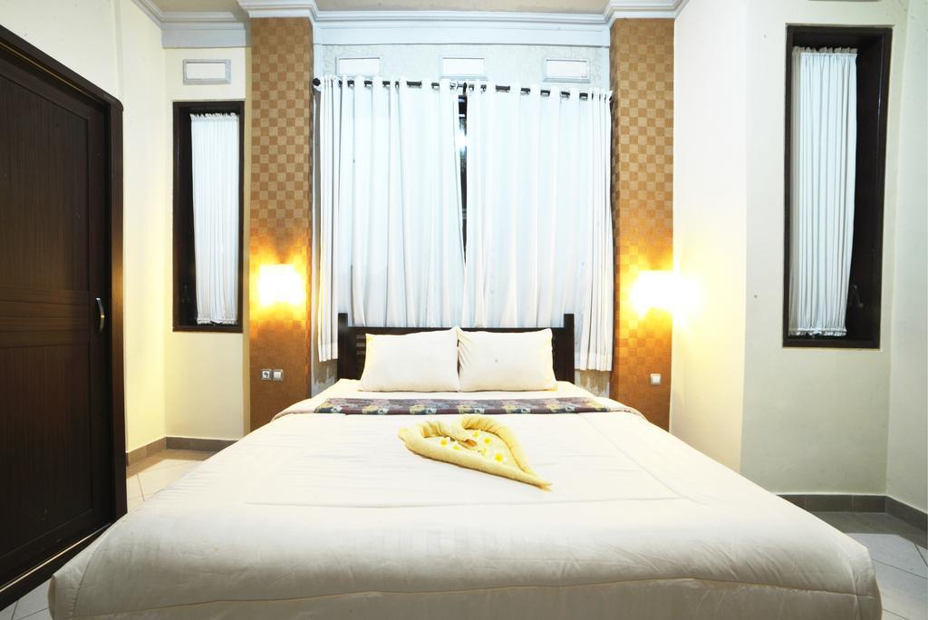 Ganggas Homestay Jimbaran Esterno foto