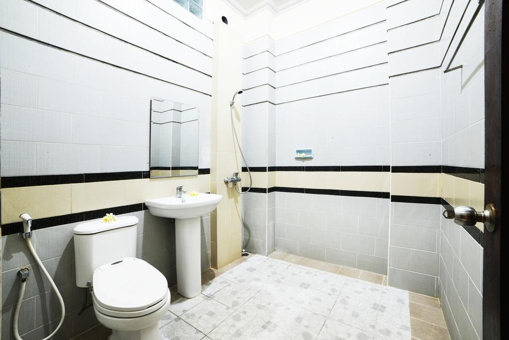 Ganggas Homestay Jimbaran Esterno foto