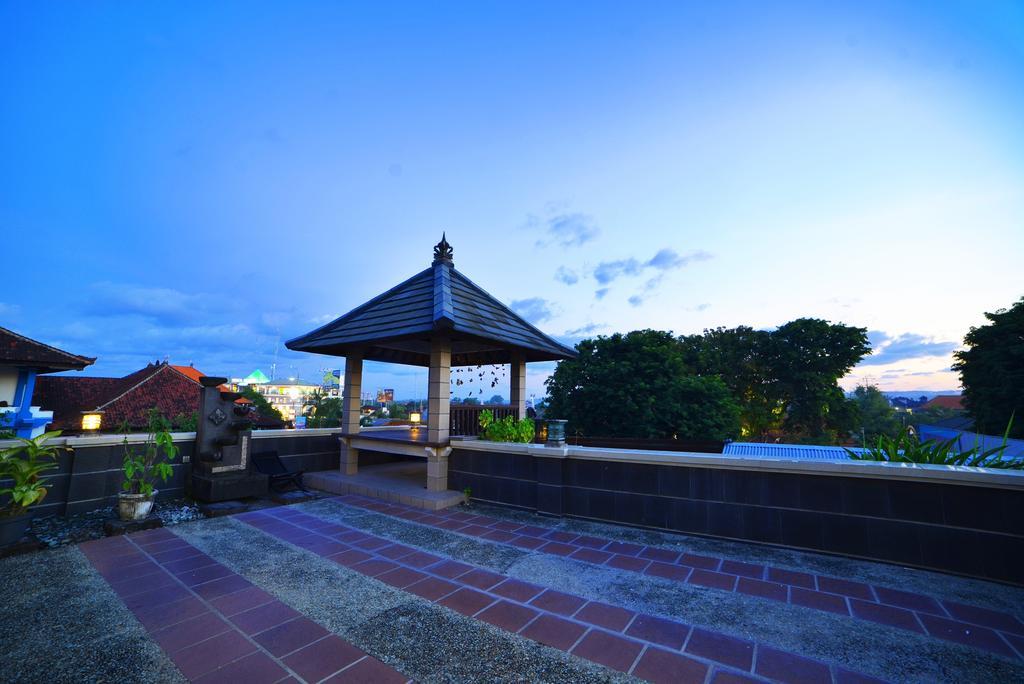 Ganggas Homestay Jimbaran Esterno foto