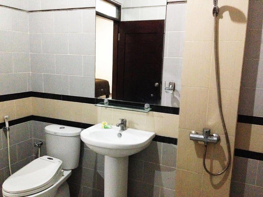 Ganggas Homestay Jimbaran Esterno foto